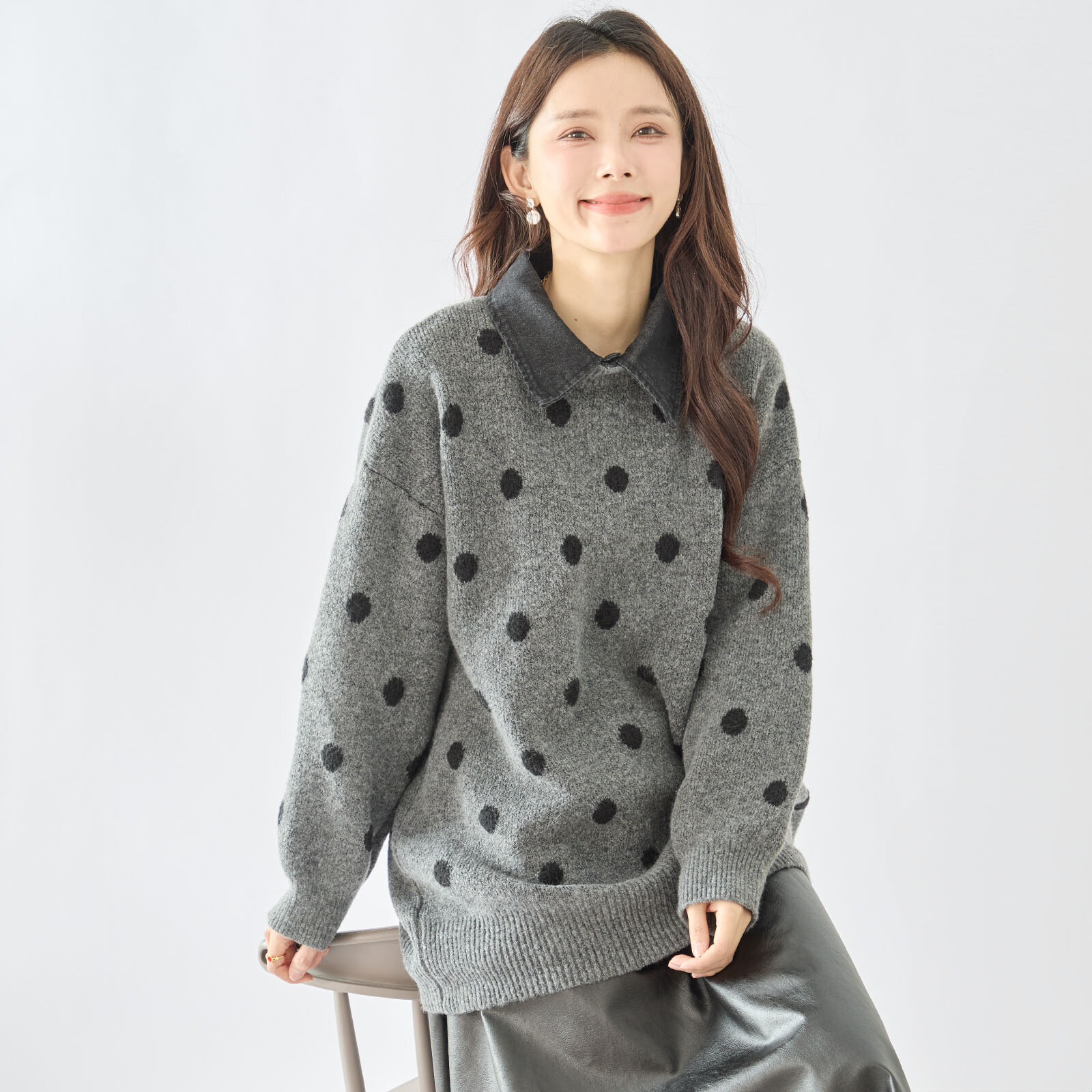 【レディース】【L〜LL】デニム衿使いドット柄ゆったりセーター