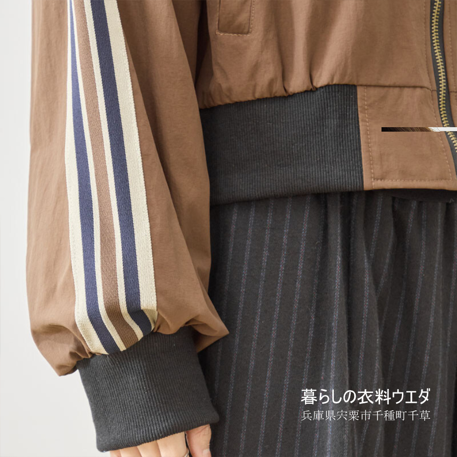 【レディース】【M-L】袖ライン仕様ショート丈ブルゾン｜千種町ウエダ